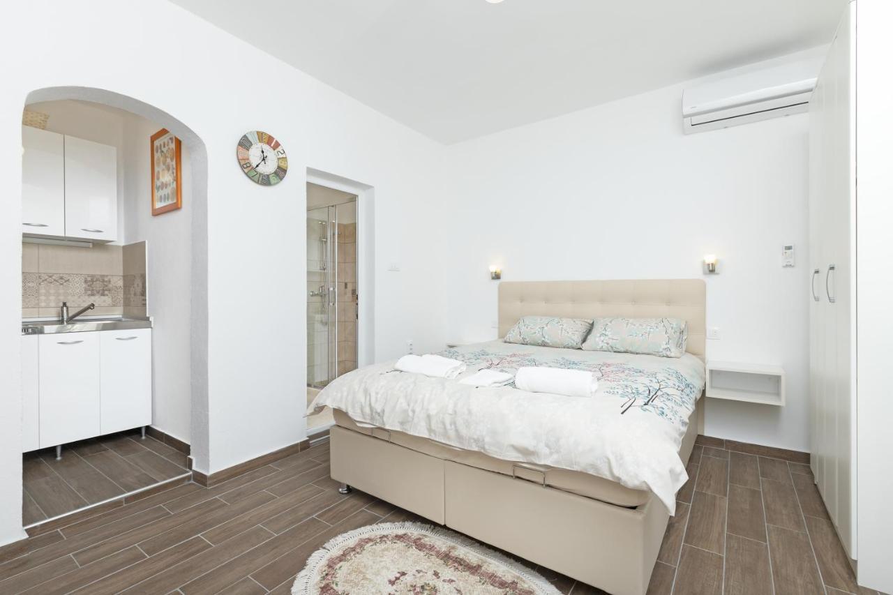Apartments Natasa Радовичи Екстериор снимка